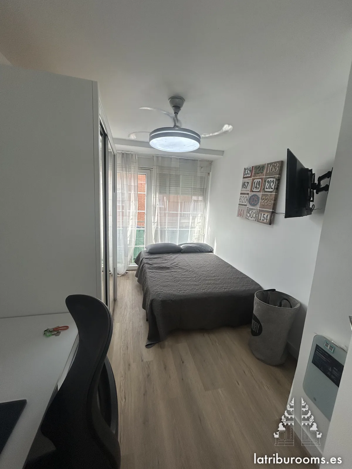 Individual con terraza y Smart TV